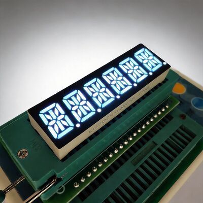 Bom preço. Display LED de 14 segmentos ultra brilhante com longa vida útil e tamanho personalizado para relógios e medidores digitais on-line