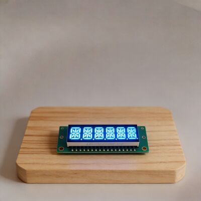 Bom preço. Telão LED ultrabrilhante de 14 segmentos com ânodo comum para longa vida útil operacional em aplicações eletrônicas on-line